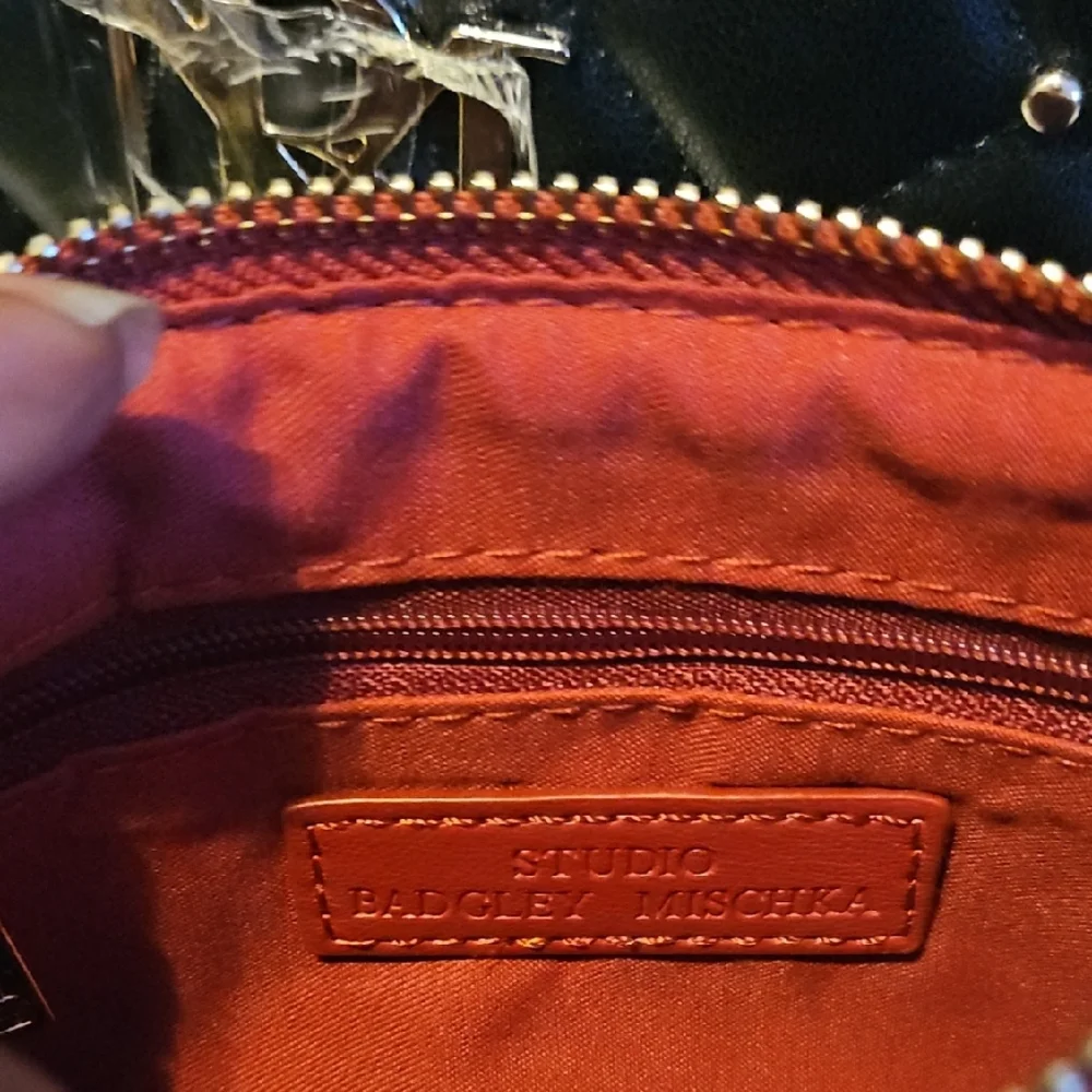 NWT - 3 Badgley Mischka Quilted Women's Bag Set - Red, Black, and Olive - Picture 14 of 16